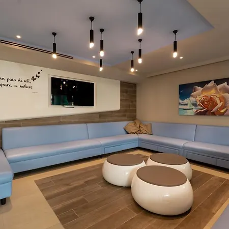 Petronio 3* 里乔内